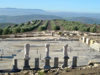 Un aspecto del foro del yacimiento arqueológico de Torreparedones.