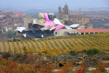 Edificio de la bodega Herederos del Marqus de Riscal, situado en Elciego (?lava), y dise?ado por el arquitecto Frank Gehry.