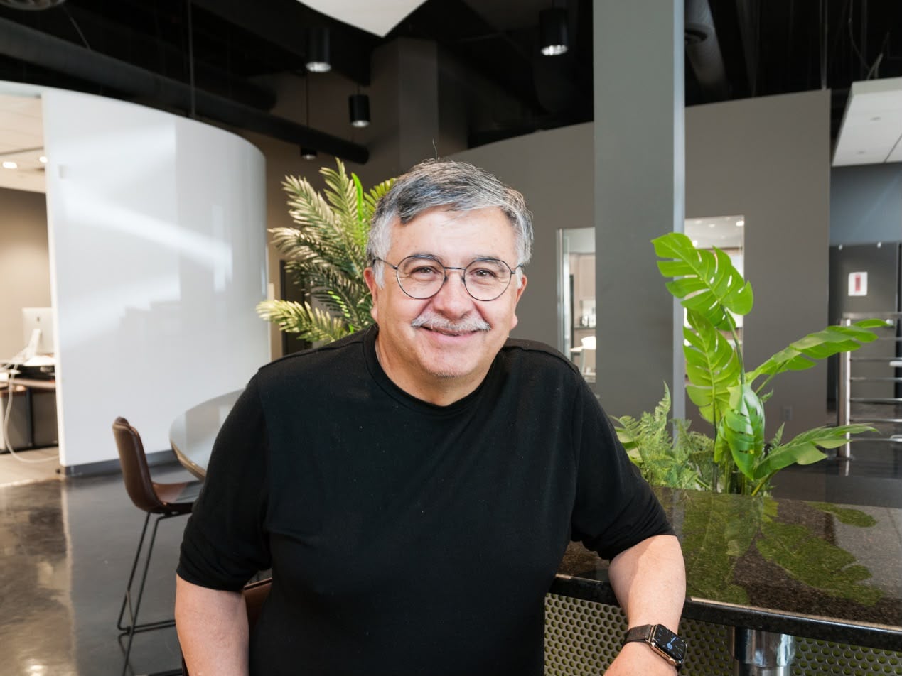 Pedro Pereira, extrabajador PDVSA, vive en Calgary desde hace más de 20 años