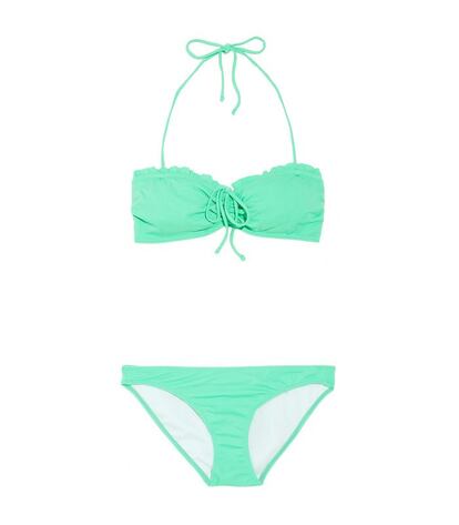 El color menta es también muy favorecedor para la ropa de baño. Este bikini es de Paul & Joe y cuesta 140 euros (aprox.)