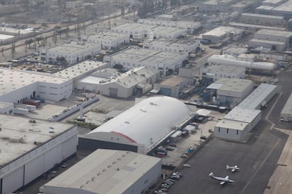 Oficinas de SpaceX en California.