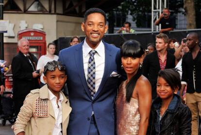 Will Smith y su esposa Jade, con sus hijos Jaden y Willow.