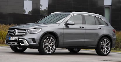 El Mercedes-Benz GLC 300 se quedó con el segundo puesto, superando el millar de unidades, con 1.044 entregas en los primeros seis meses.