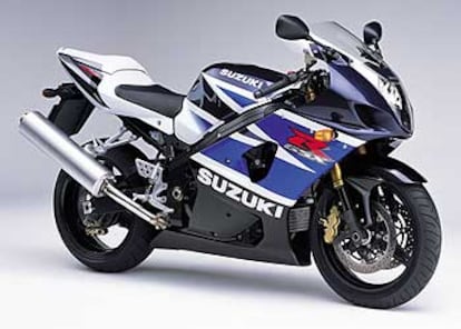 sUZUKI 







Suzuki mantiene su dominio entre las superdeportivas con la GSXR 1000