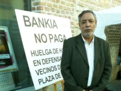 Julio Setién, en el lugar de su protesta.