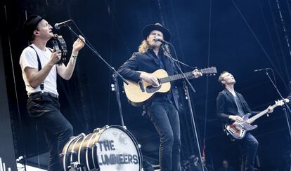 Actuación del grupo The Lumineers durante el primer día del festival, este jueves 6 de julio.