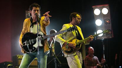 Concierto de The Last Shadow Puppets en Primavera Sound 2016.