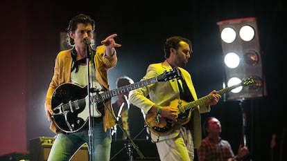 Concierto de The Last Shadow Puppets en Primavera Sound 2016.