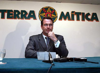 John Fitzgerald, el día en que anunció la suspensión de pagos de Terra Mítica, en mayo de 2004.