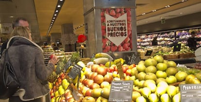 Clientes en un supermercado.