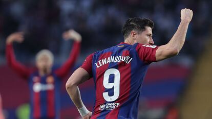 Robert Lewandowski celebra el gol del empate a uno.