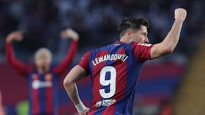 Robert Lewandowski celebra el gol del empate a uno.