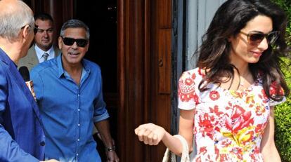 George Clooney y su prometida, Amal Alamuddin, en Florencia, la semana pasada.