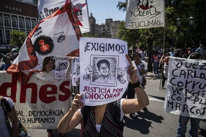 Manifestaci&oacute;n para pedir justicia por Chocobar en San Miguel de Tucum&aacute;n.