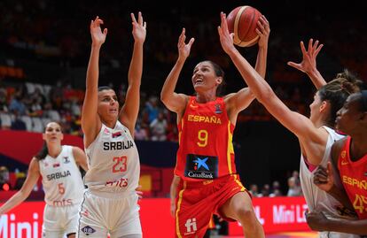 Laia Palau, en el partido contra Serbia del Eurobasket del pasado junio en Valencia.