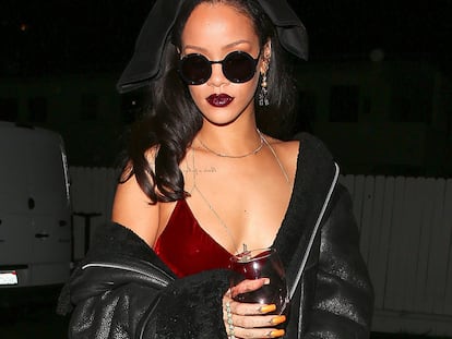 Rihanna y su copa de vino: 13 imágenes que demuestran una amistad inseparable