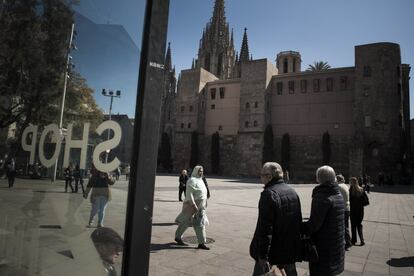 La plaza de la Catedral de Barcelona, donde el Orfeó Català celebrará su concierto gratuito de villancicos del mundo. 