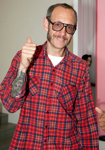 El fotografo de las estrellas Terry Richardson fue uno de los que presenci en primera persona el desfile de Theyskens? Theory.