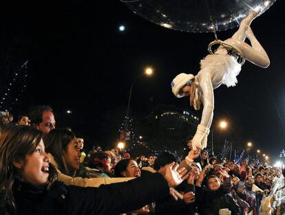 Uno de los momentos de la cabalgata de los Reyes Magos en Madrid.