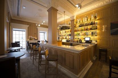 Bar del hotel Only You, en Madrid.