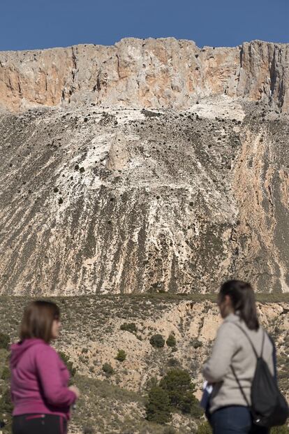 Terrenos de la montaña de La Muela en Vélez-Blanco, donde se ubica el proyecto Alvelal 8000.