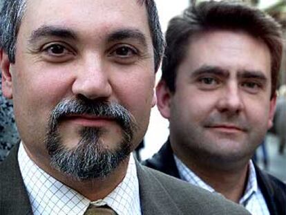 Miguel Sánchez (izquierda) y Joaquim Casals, artífices de la Asociación de Hombres contra la Violencia de Género.