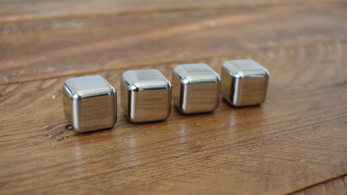 Vinenco stainless steel reusable ice cubes have been favorites for their functionality and durability.