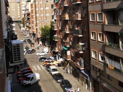 Detenida una mujer tras lanzarse con su hija de dos años desde un segundo piso