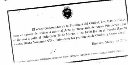 Tarjeta de invitación al acto de expropiación de dos explotaciones en manos de Repsol-YPF