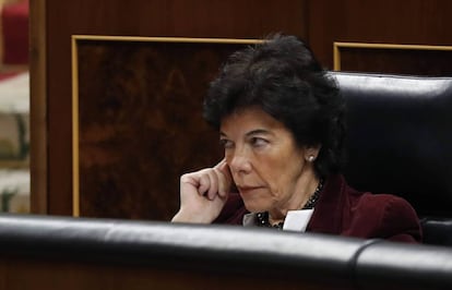Isabel Celaá en el Congreso de los Diputados. 