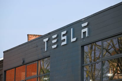 Logo de Tesla.