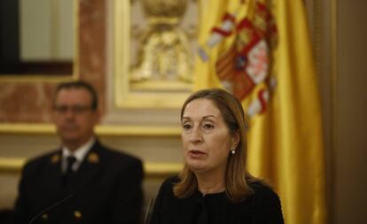 Ana Pastor, durante el acto de homenaje a Pérez-Llorca en el Congreso.