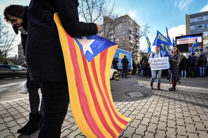 Manifestaci&oacute;n en Mosc&uacute; en favor de la independencia de Catalu&ntilde;a.