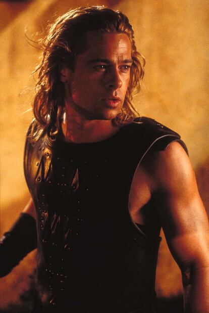 El pelazo de Brad Pitt también cumple 50 años