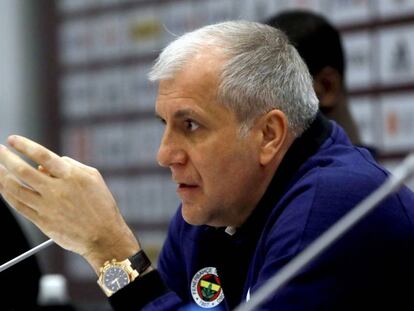 Zeljko Obradovic, en la rueda de prensa previa a la final