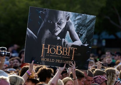 Miles de aficionados acudieron ayer al preestreno en Wellington, en Nueva Zelanda, de la primera entrega de la trilogía cinematográfica de 'El hobbit'.