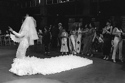 Una boda gitana en Barcelona. Foto de archivo.