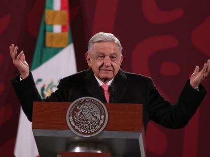 El presidente de México, Andrés  Manuel López Obrador, durante su conferencia mañanera del 7 de diciembre de 2022.
