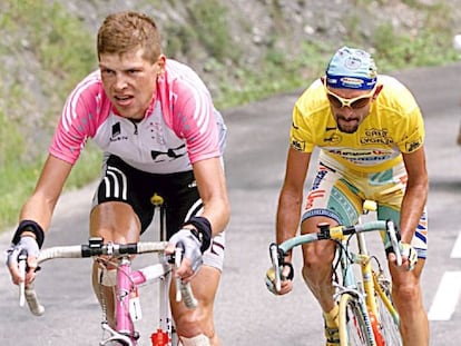 Ullrich y Pantani, en el Tour de 1998.