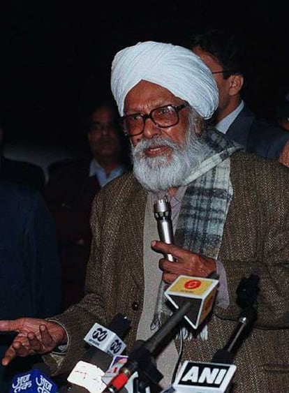 Harkishan Singh Surjeet, líder del Partido Comunista de India.