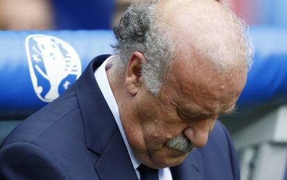 Del Bosque, durante el partido contra Italia.