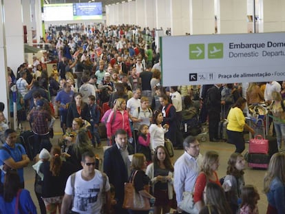 Aeroporto de Bras&iacute;lia, nesta segunda-feira.