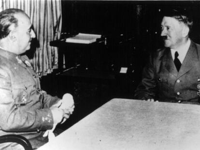 Franco y Hitler se entrevistan en Hendaya en 1940.