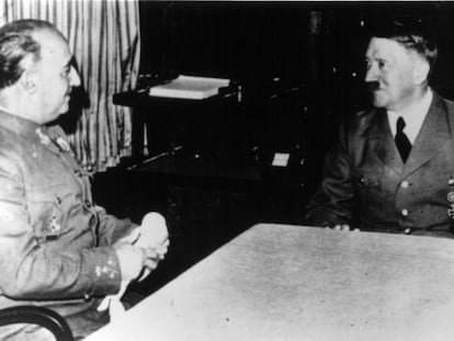 Franco y Hitler se entrevistan en Hendaya en 1940.