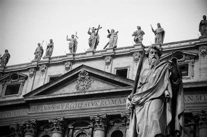 'Los guardianes de Cristo', de Bernini, en el Vaticano.