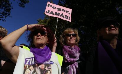 La manifestación transcurriópor el Paseo del Prado, para avanzar por las calles de Alcalá y Gran Vía hasta culminar en la Plaza de España.