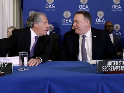 El secretario de Estado estadounidense Mike Pompeo y el secretario general de la OEA Luis Almagro.