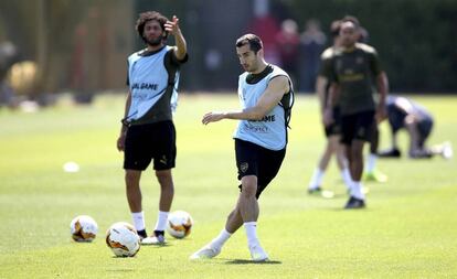 Mkhitaryan, durante un entrenamiento con el Arsenal.