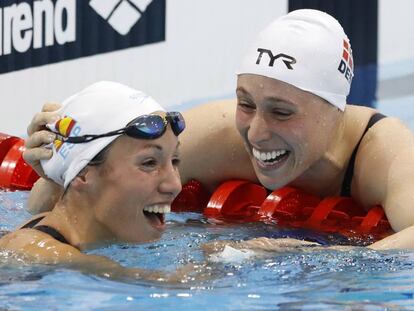 Jessica Vall, junto a Pedersen tras la carrera.