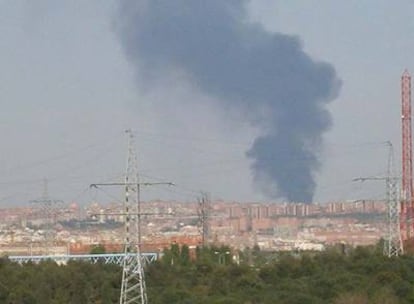 Columna de humo observada desde la zona de Campamento.